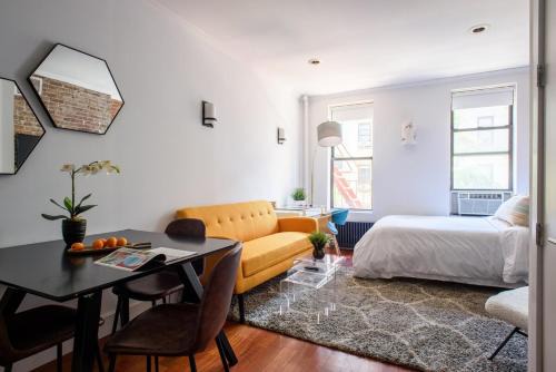 Peter Cooper Village Apartment | 24-10 Studio Prime Gramercy WD in Unit