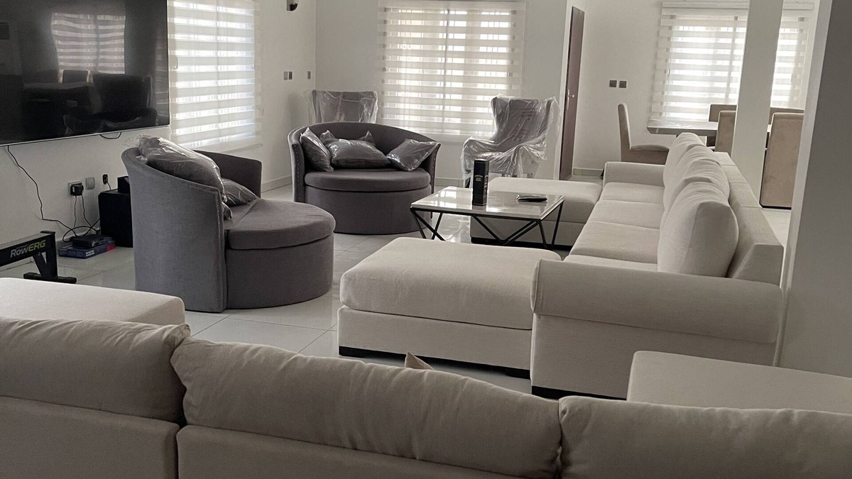 Abuja House | 24/7 Power Airport Shoprite Opposite China Chamber of Commerce Streamwood Garden