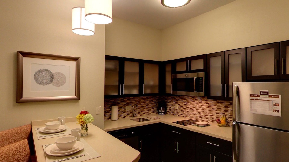 Bryant Pattengill East Condo | 24 Hour Business Center + Fitness Center | Short Drive to University of Michigan