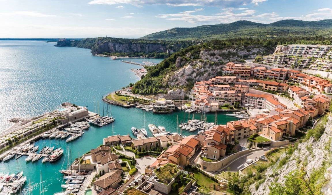 Portopiccolo Apartment | 240 m² Apartment ∙ 2 bedrooms ∙ 8 guests