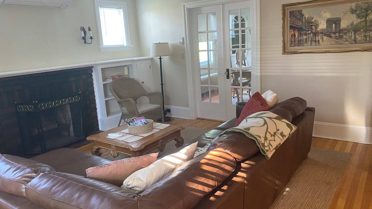 Summerside House | 240 Summer Summerside