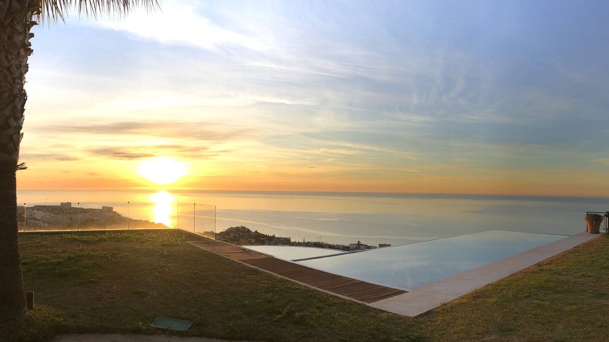 Benalmadena Villa | 240º of breathtaking sea views! Unique villa set high above Benalmadena Pueblo