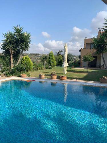 Kounavi Villa | 247 m² Villa ∙ 3 bedrooms ∙ 8 guests