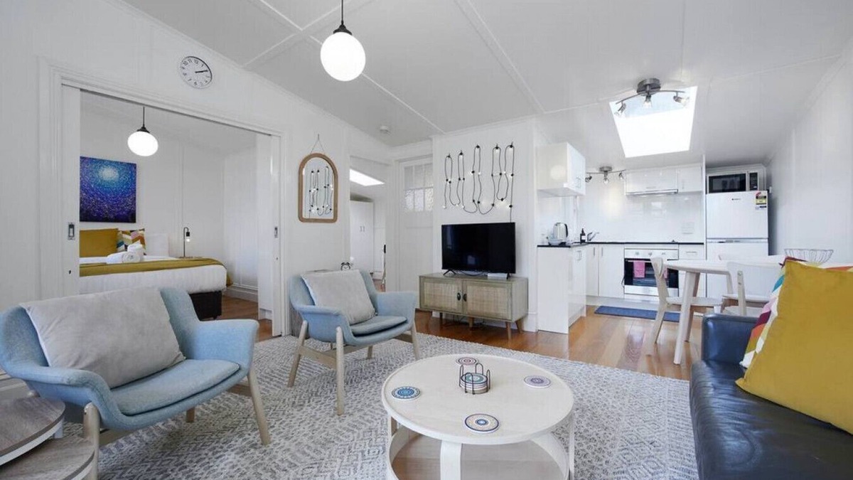 Brunswick Apartment | 24A Minnie Street, Brunswick ·