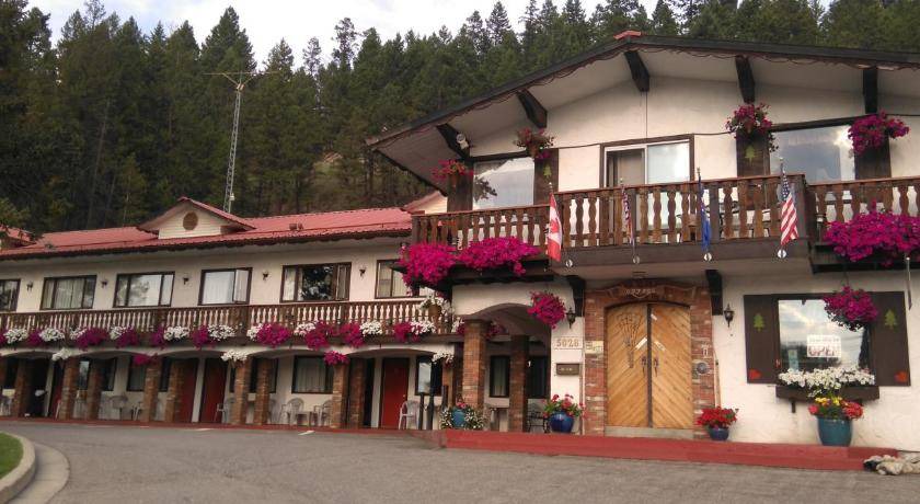 East Kootenay Hotel | 25 m² Motel ∙ 4 guests