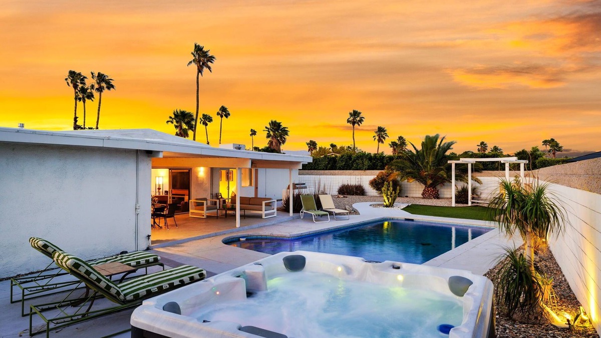 Desert Park Estates House | 25% Off, 30+ Stay Family Getaway W/Pool/Hot Tub*