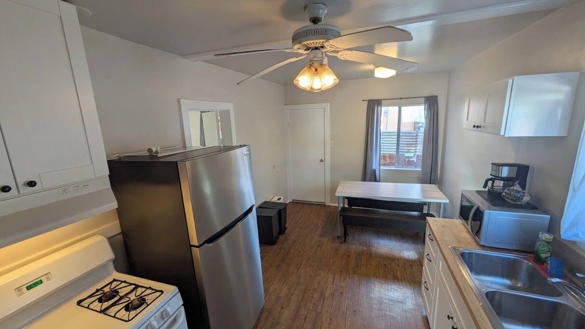 Ventura House | 25% Off Aug Comfy Beds,Close2Beach, Great Location