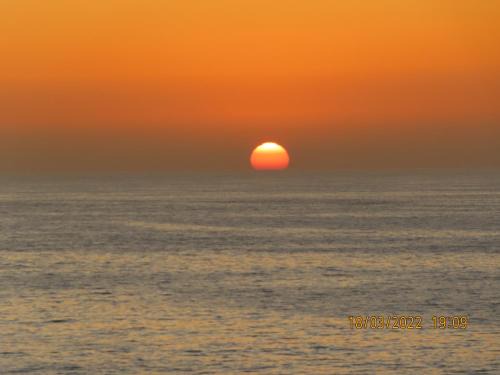 Long Beach Apartment | 25 Sunset View