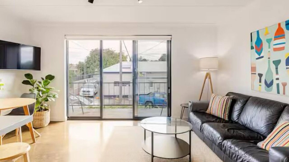 Geelong West Apartment | 25 Villamanta St apartments Geelong