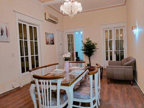 Downtown Cairo Apartment | 250 m² Apartment ∙ 3 bedrooms ∙ 10 guests