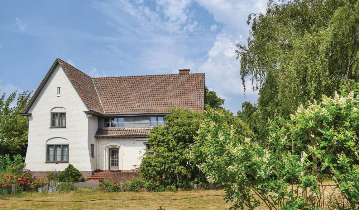 Poperinge House | 250 m² House ∙ 5 bedrooms ∙ 13 guests