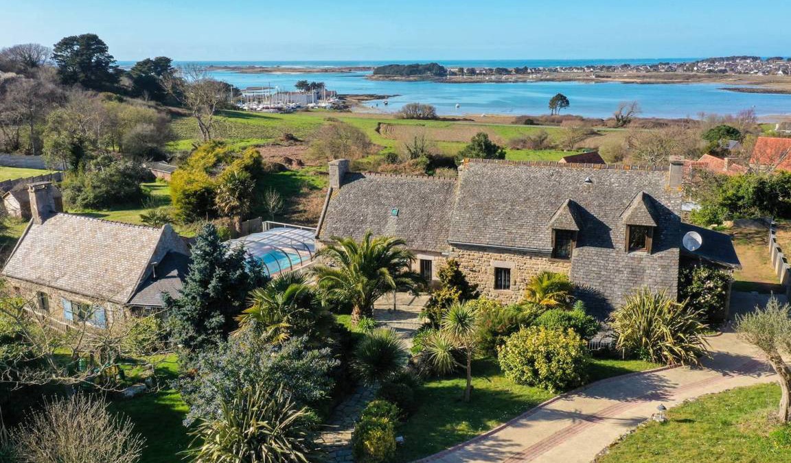 Trebeurden House | 250 m² House ∙ 6 bedrooms ∙ 12 guests