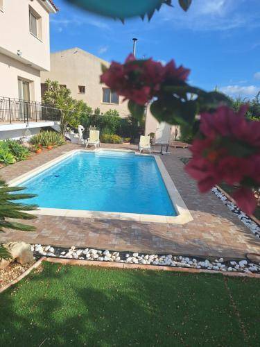 Episkopi Villa | 250 m² Villa ∙ 3 bedrooms ∙ 6 guests