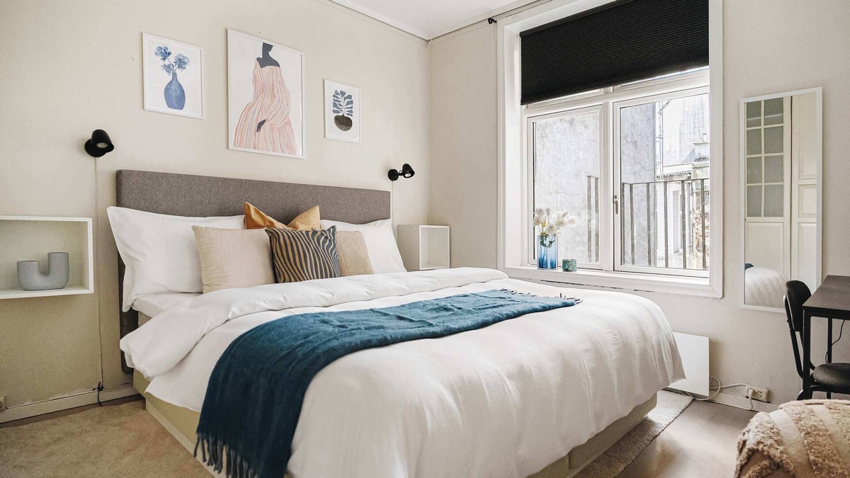 Bergen City Centre Apartment | 250m From CityCenter l Fireplace l Sleeps 6 l 24I7 check in