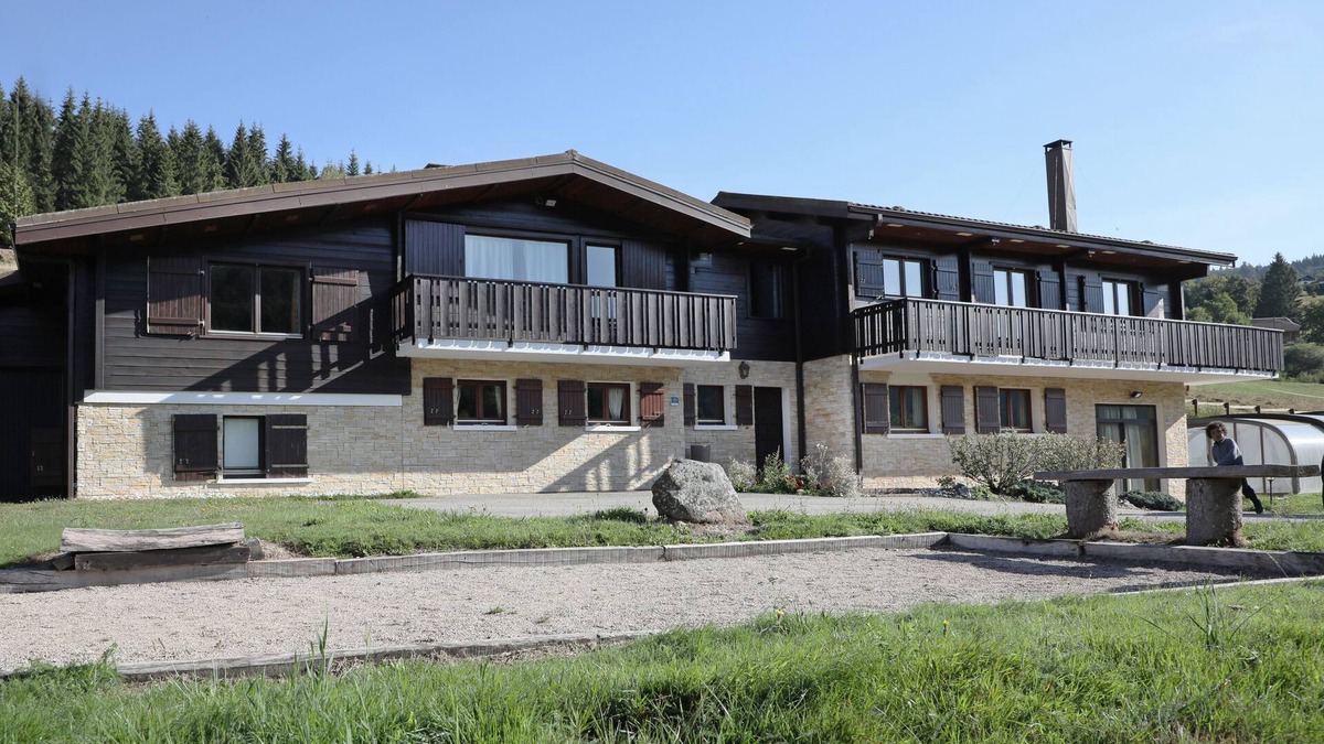 Le Grand Valtin Ski Chalet | 250m2 Grand Chalet 12/14 pers. Pool Sauna Jacuzzi rates "ALL INCLUSIVE"