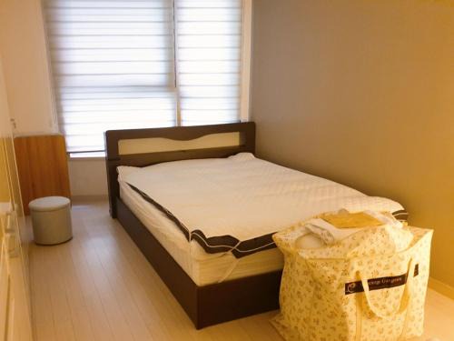 Seocho-dong Apartment | 2519#Gangnam Urban Vogue Suites #Top-rated Unit # All-New Furniture & Peaceful Vibe#Sinnonhyeon 1min