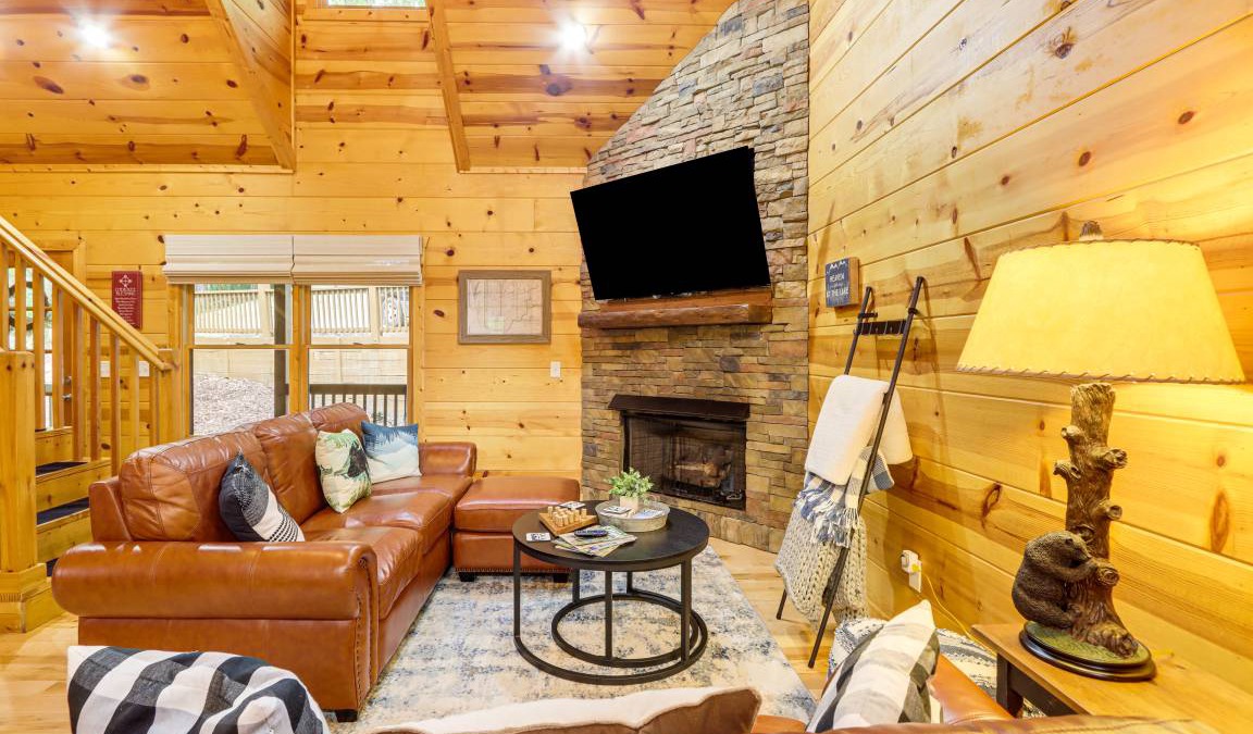 Walnut Mountain House | 253 m² House ∙ 3 bedrooms ∙ 8 guests
