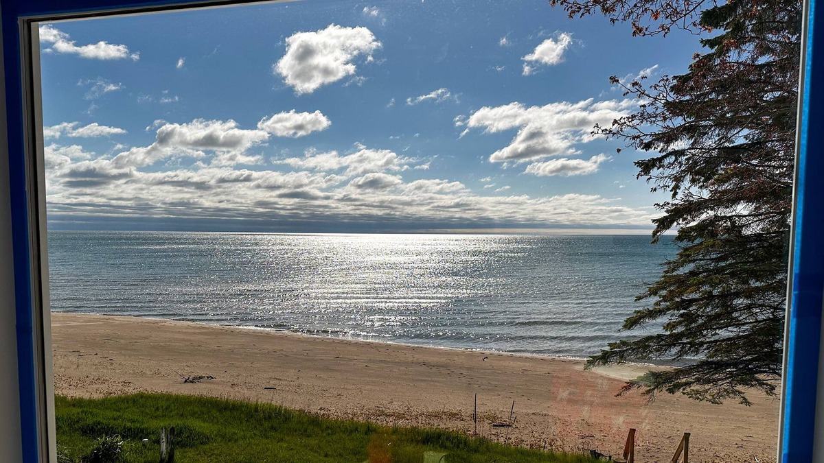 Oostburg Cottage | 260 Feet of Sandy Lake Michigan Beachfront
