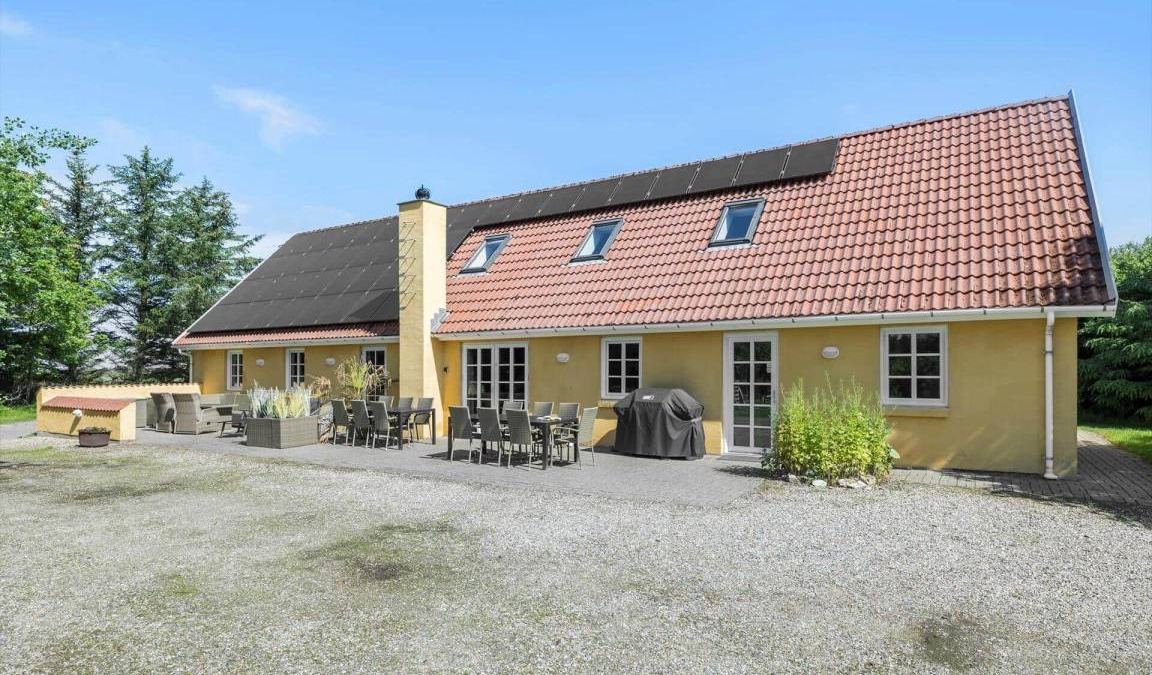 Sønder Vorupør House | 260 m² House ∙ 5 bedrooms ∙ 12 guests