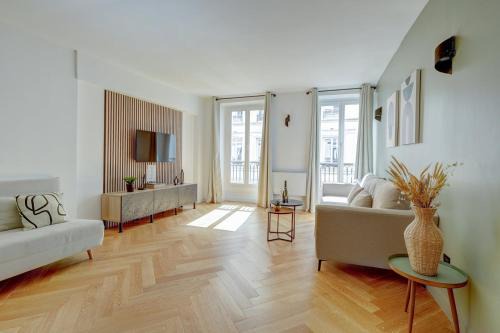 Bonne-Nouvelle Apartment | 266 Suite Montefiore Superbe Appartement à Paris