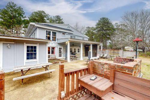 Hartsville House | 279 m² House ∙ 4 bedrooms ∙ 10 guests