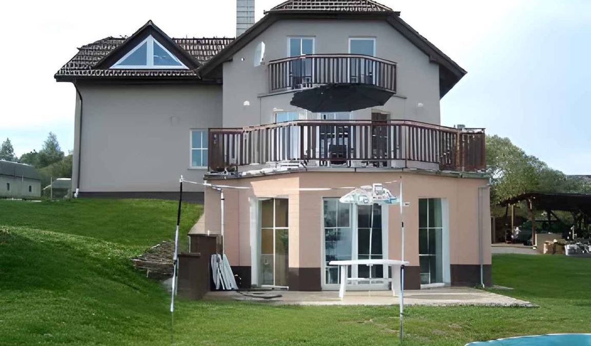 Vranov Villa | 280 m² Villa ∙ 5 bedrooms ∙ 18 guests