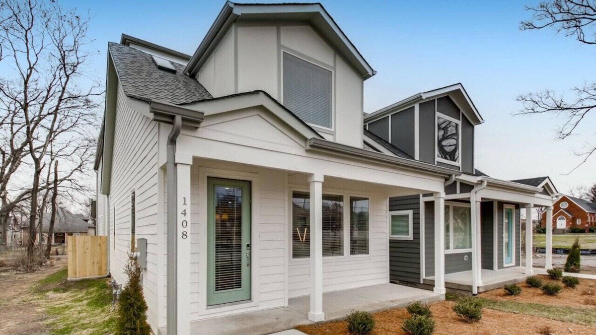 Hope Gardens House | 29- 10 Bedroom Buyout- The Music City Collection