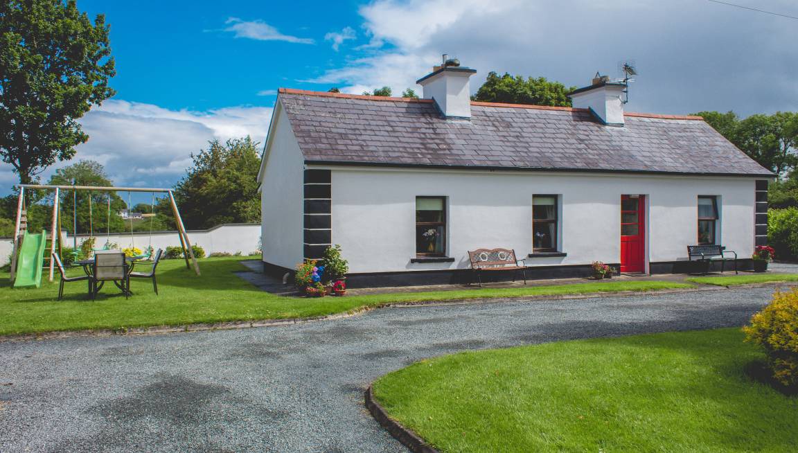 Kilmovee House | 29 m² House ∙ 3 bedrooms ∙ 6 guests