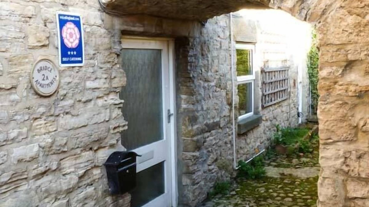 Masham Apartment | 2A BRIDGE APARTMENTS, pet friendly in Masham
