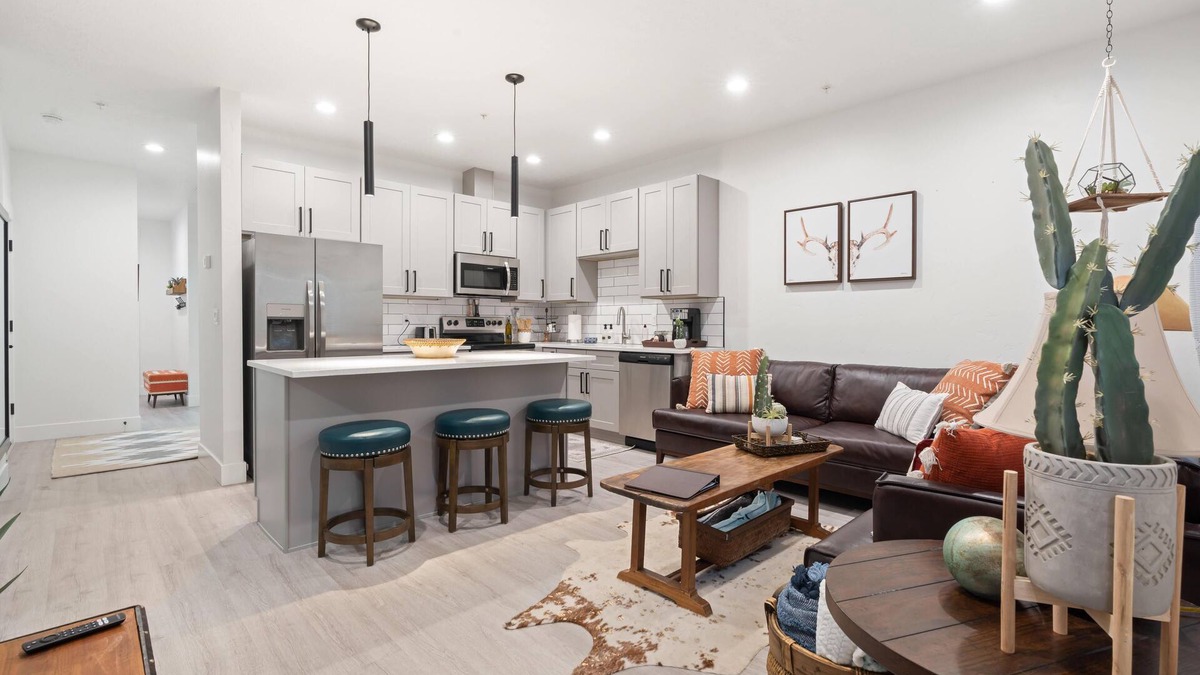 Boise Condo | 2B/2B Desert Oasis Hideaway minutes to downtown Boise and Boise River Greenbelt