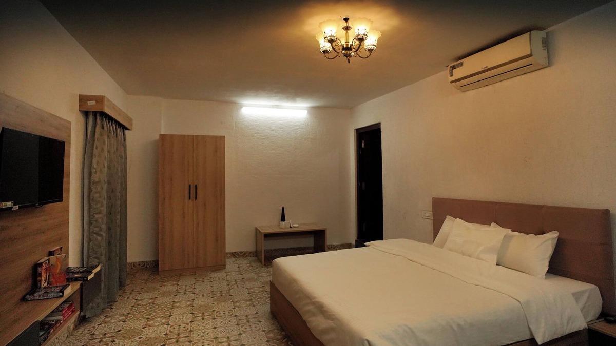 Bedla Villa | 2B Luxury Villa with Mountain View