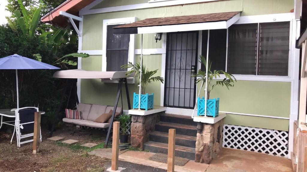 Wahiawa House | 2BD/1 BA HIDDEN GEM