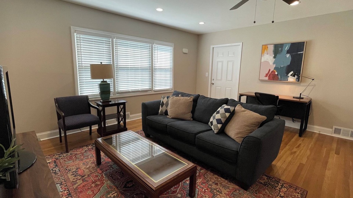 Clairmont Heights Apartment | 2bd/1ba apt in walkable area near Emory, nature trails, available Sep. 23rd