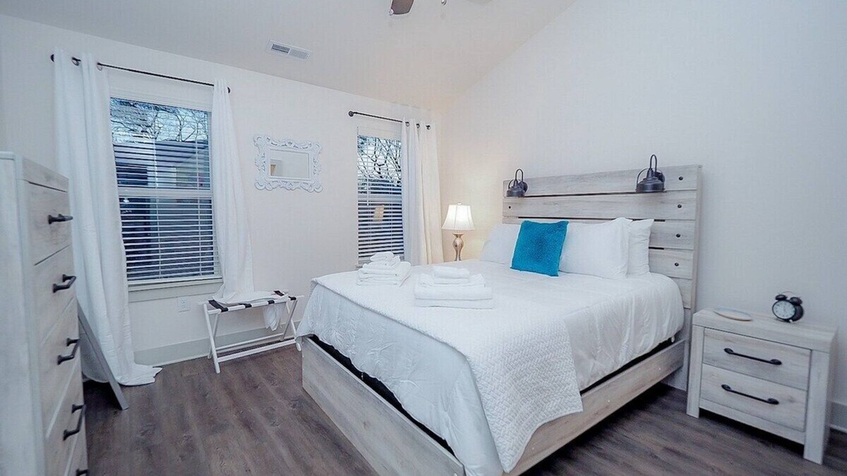 South Nashville House | *2bd/2.5bth Townhome 10 mins from Downtown* #D