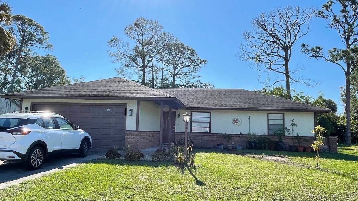 Palm Bay Apartment | 2bd: Modern Comfort/Convenient/