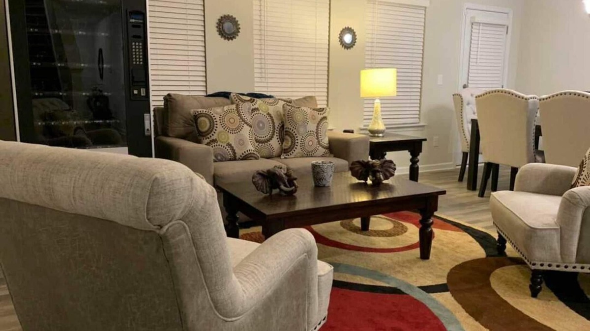 Cliftondale House | 2bdrm ? Hidden GEM < 15 min ?