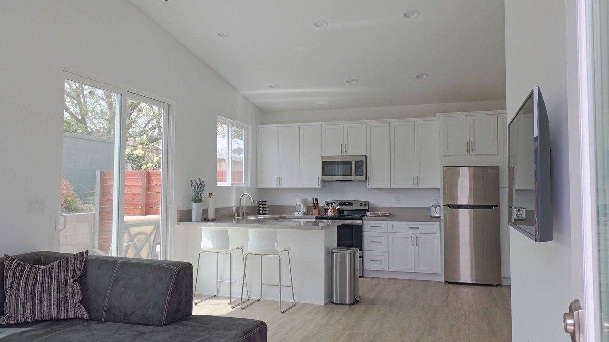 Poway House | 2Bed 1Ba Brand New Guesthouse Private Parking