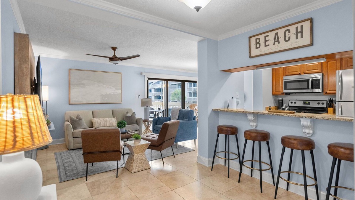 Myrtle Beach Condo | 2Bed/2Bath Condo - 3 minute walk to the sand in Arcadian Shores/Shore Drive!