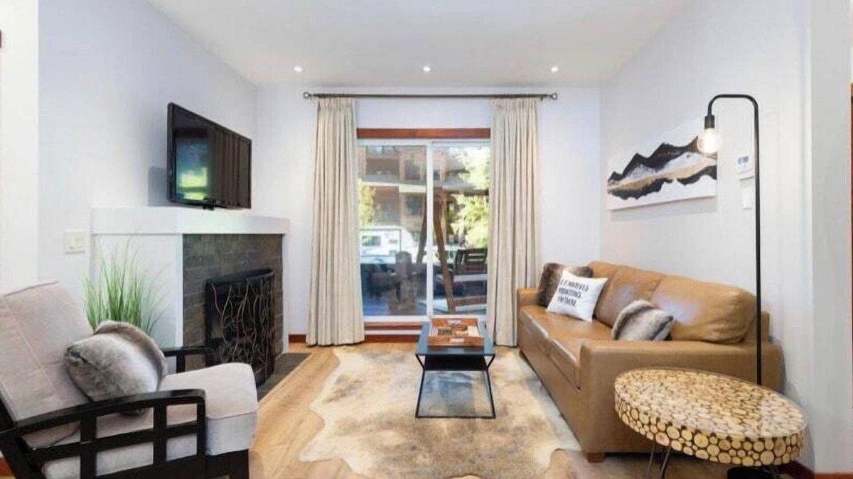 Cougar Creek Condo | 2Bed/2Bath Mountain Getaway with Pool/Hot Tub