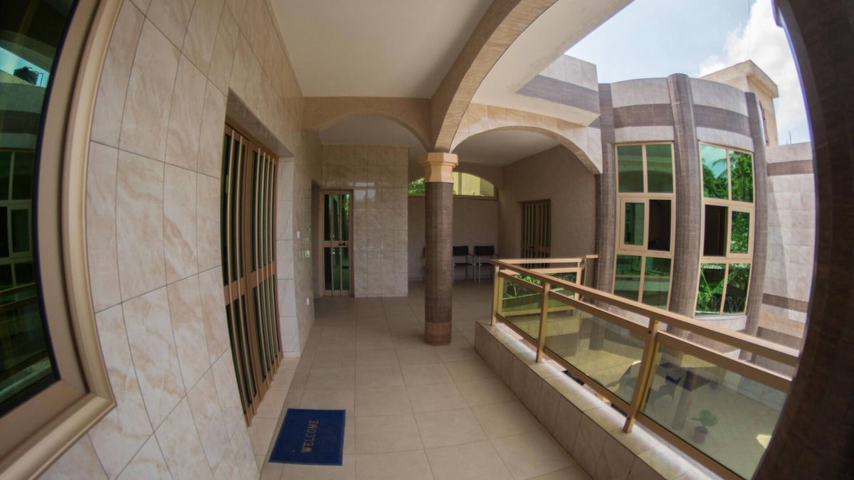 Lome Apartment | 2bed air-conditioned living room apartment