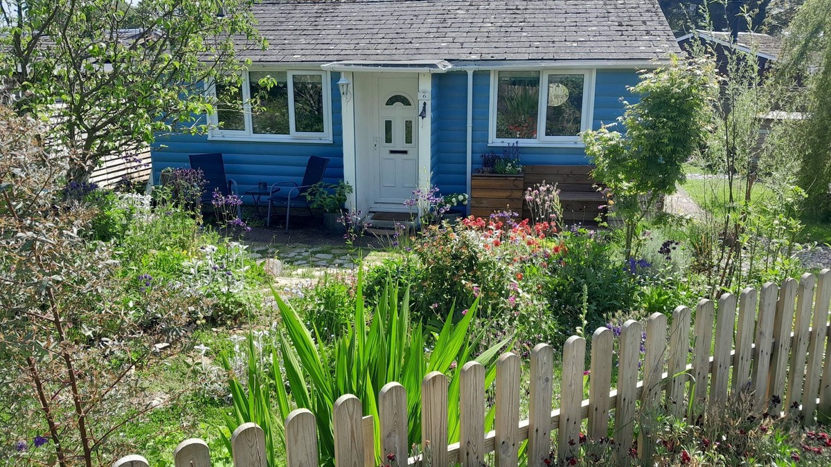Llandwrog Cabin | 2Bed Cabin w/Parking near Snowdonia National Park