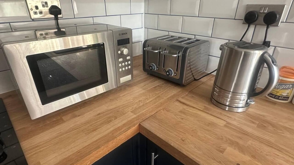 Palterton House | 2bed - garden-pets-freeparking-M1connections