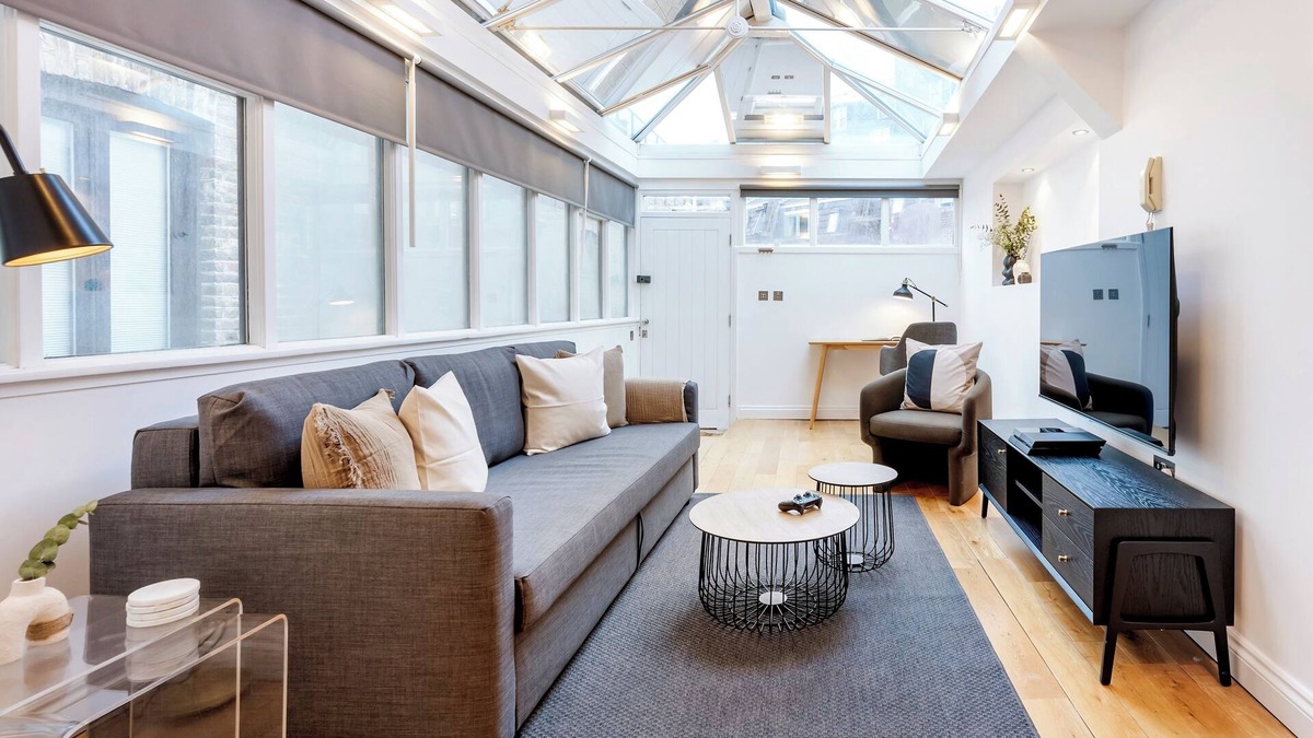 Covent Garden Apartment | 2Bedr/3Beds/2Bath Covent Garden 3min subway