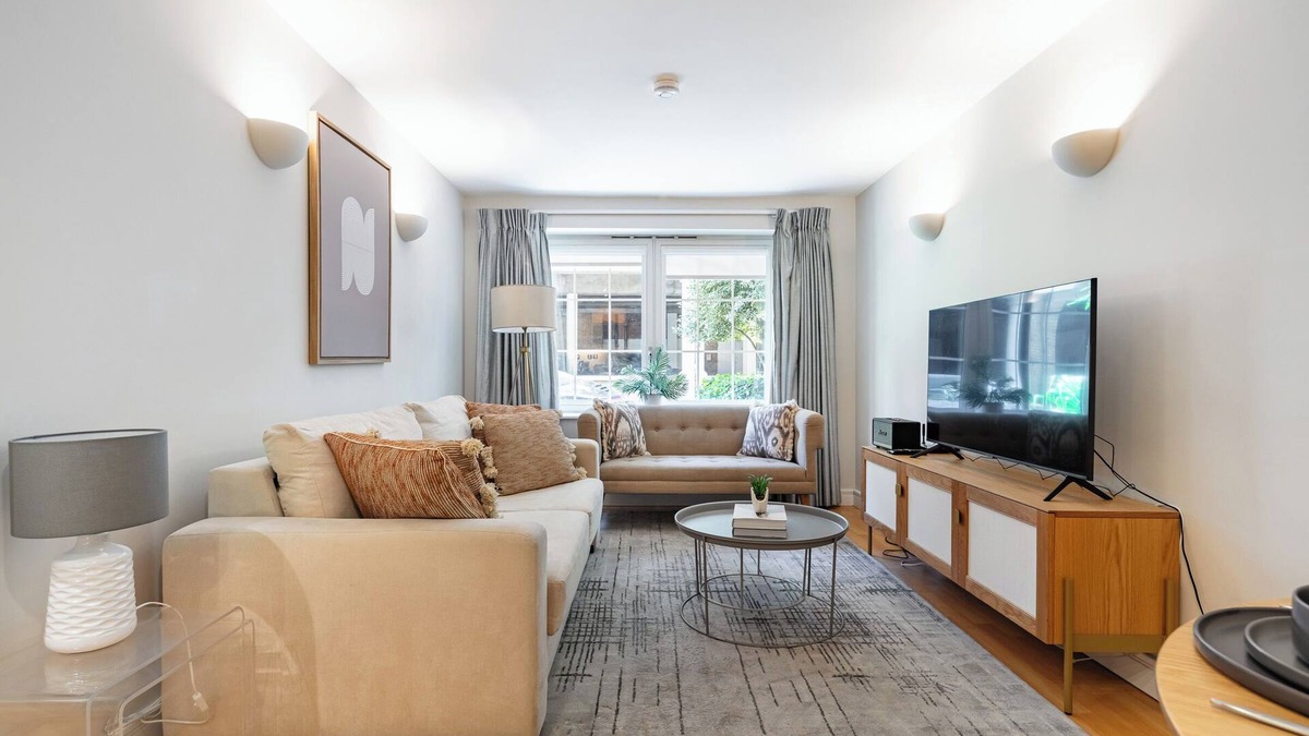 Elephant and Castle Apartment | 2Bedroom apartment close to London Bridge