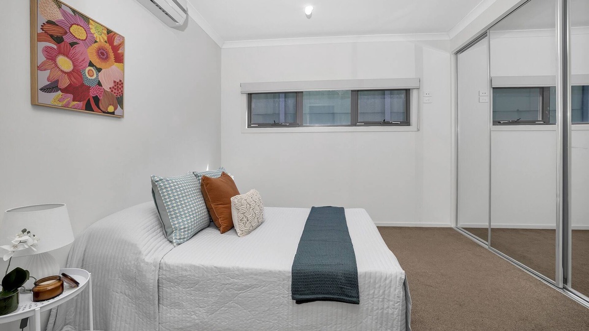 Pascoe Vale South House | 2Bedroom Tranquil Townhouse CLOSE TO CITY AND AIRPORT