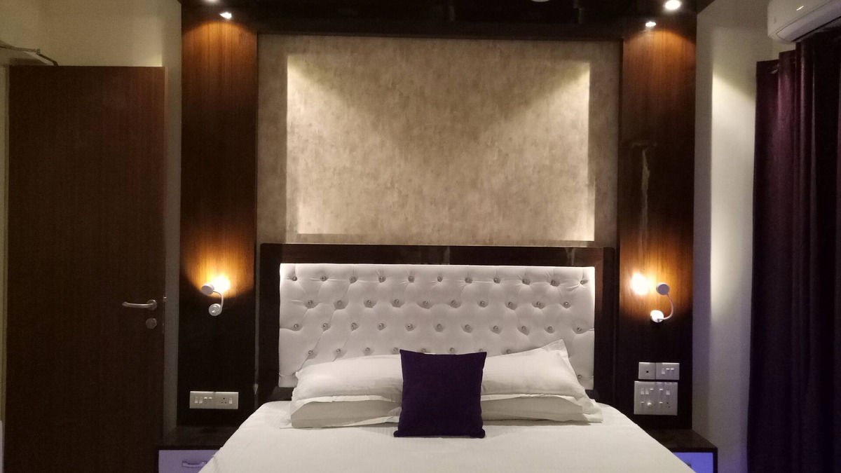 Siolim Apartment | 2Bhk luxury service Apartment ,swimming pool with juccuzi , steam bath