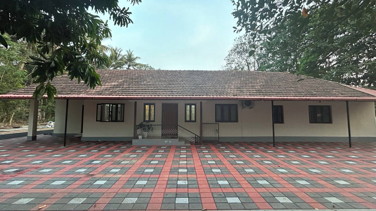 Adyar House | 2BHK Private Entire House - Glanwoods Inn
