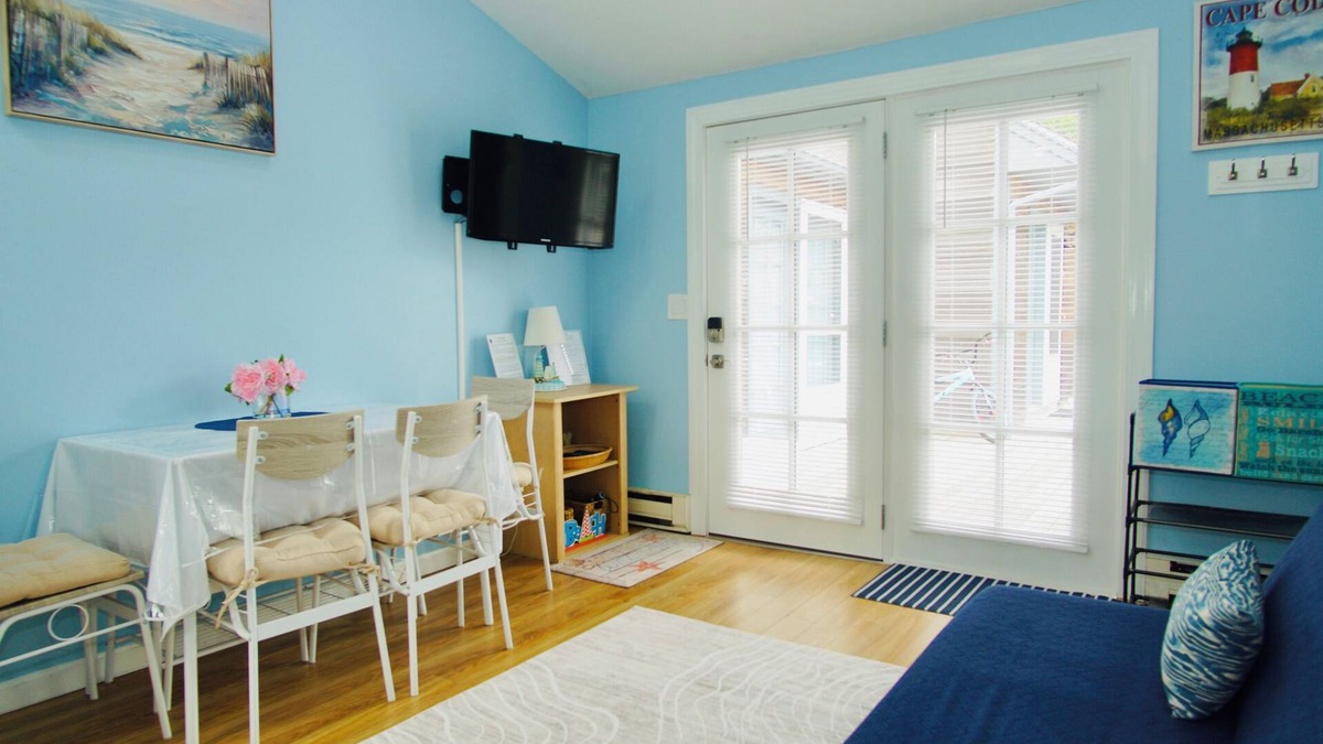 South Yarmouth Condo | 2BR/2BA Condo in South Yarmouth, Walk to Beach and Dining, A/C, WiFi.