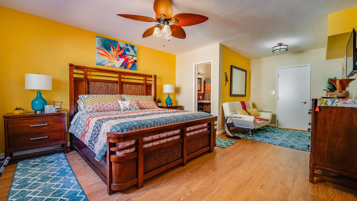 Coral Ridge Apartment | 2BR/2BA Owner's Unit, Very Large, Private Backyard