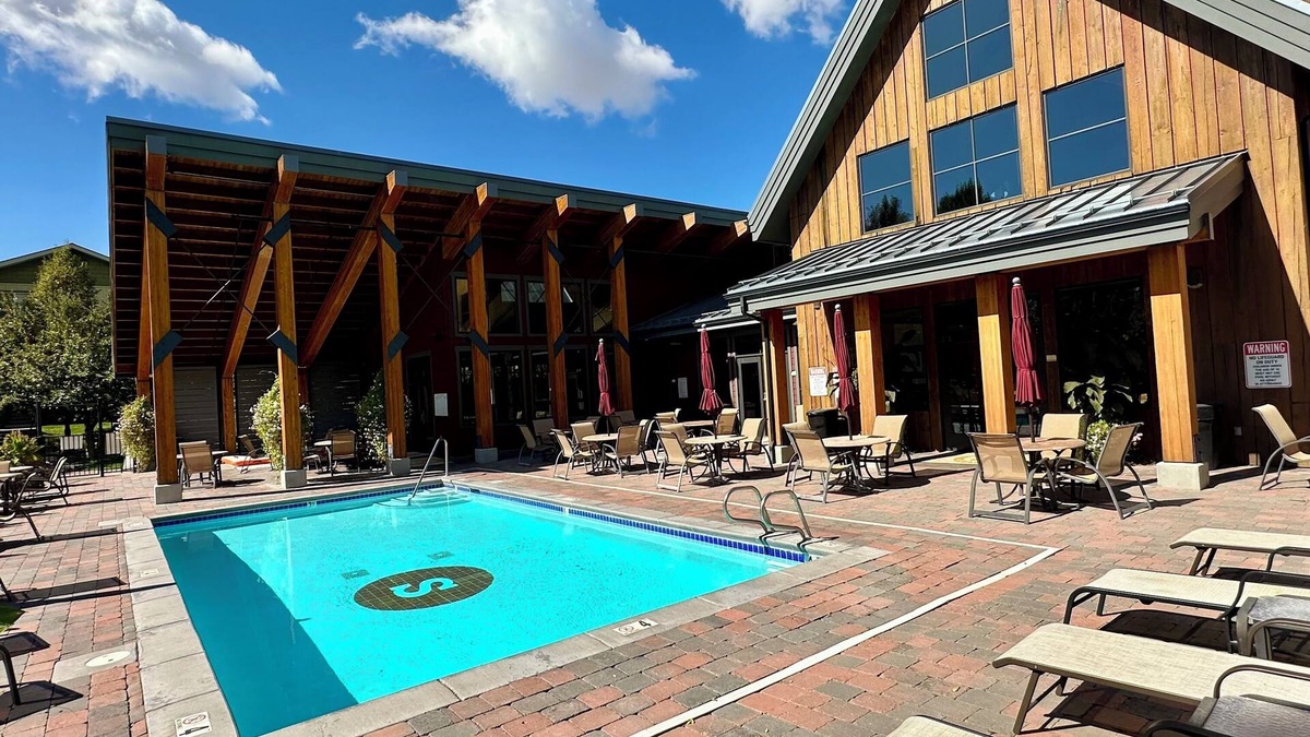 Hailey House | 2BR/2BA Retreat Near Sun Valley · Pool & Hot Tub